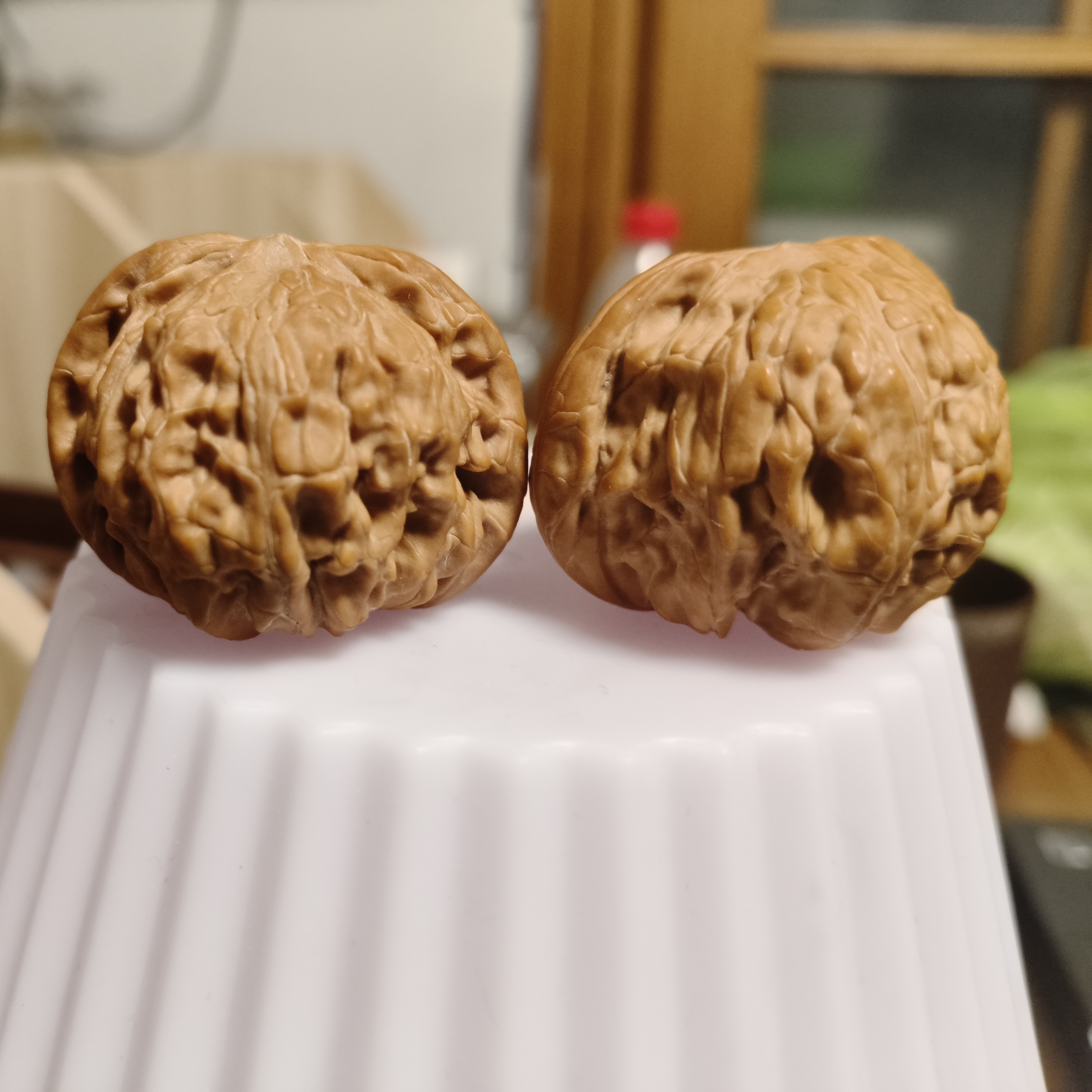 正磨，边40肚38核桃高