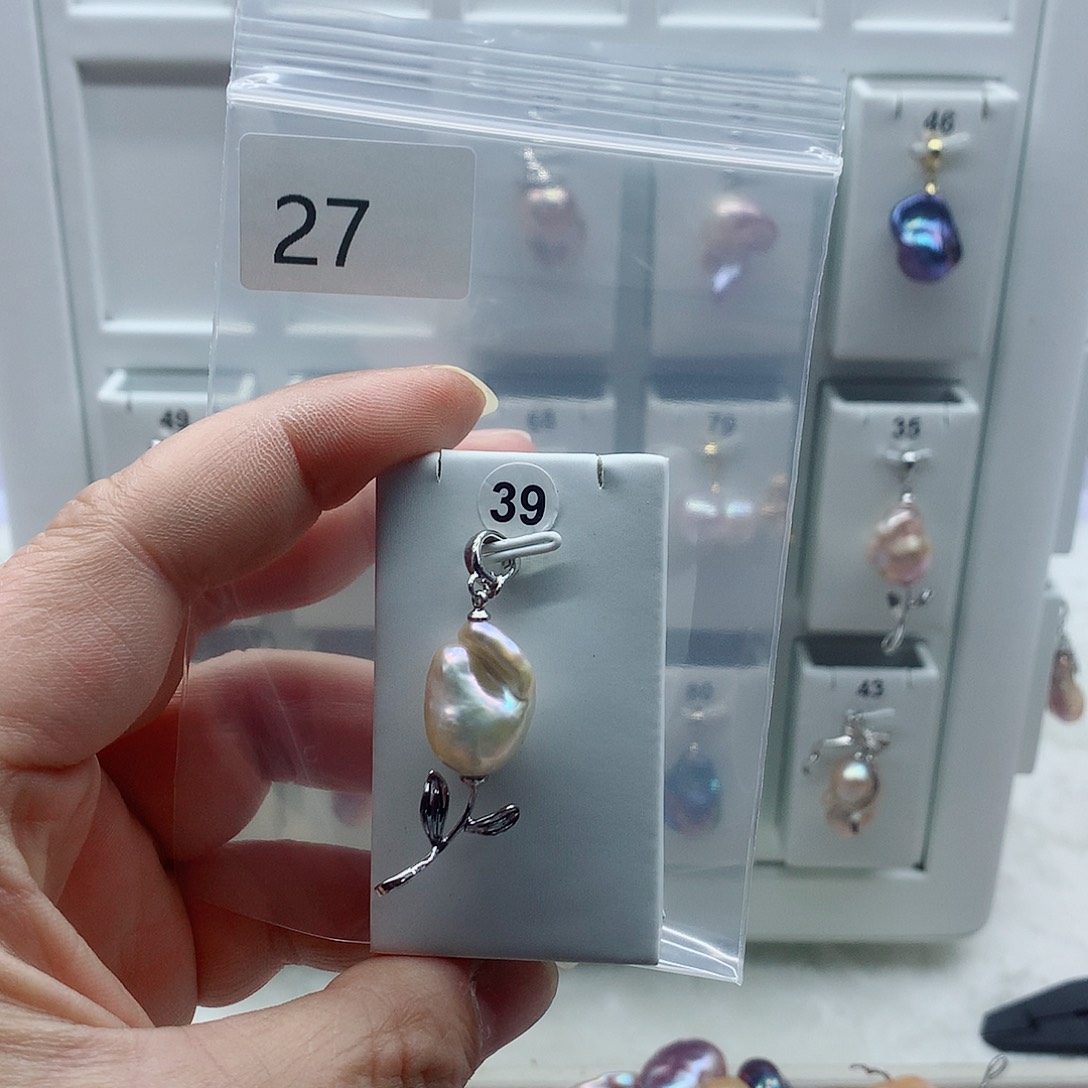 合金吊坠(不含链)淡水珍珠