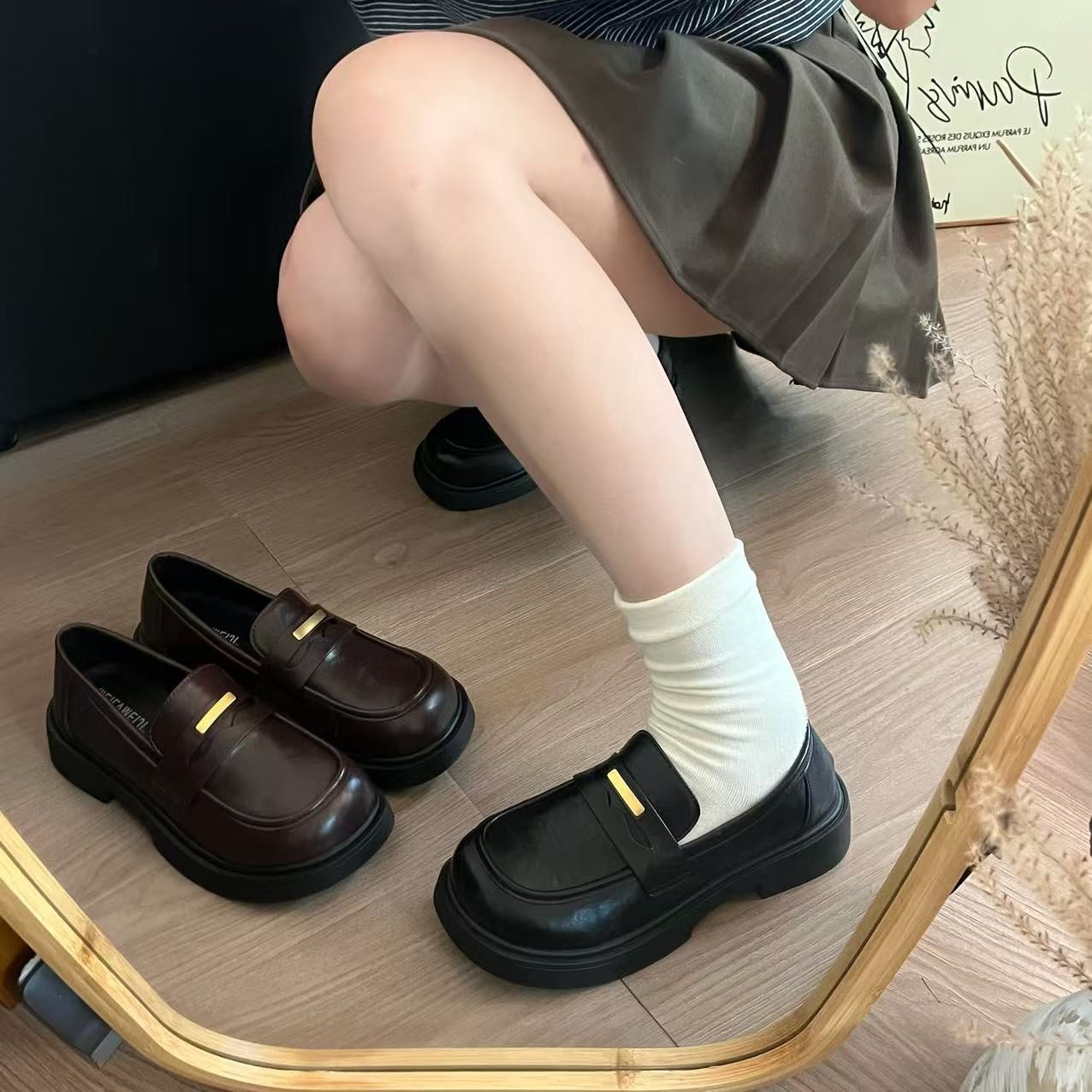 2025年秋季新款乐福鞋女复古英伦风粗跟百搭配裙子厚底增高小皮鞋