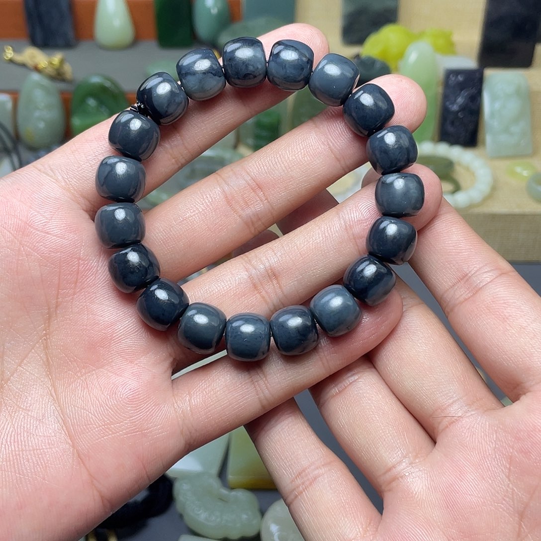 风***！和田玉未镶嵌手链