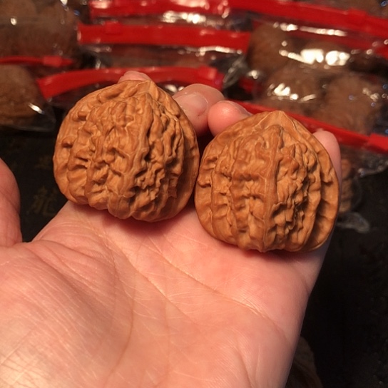 诺***n文玩核桃把件三角白40