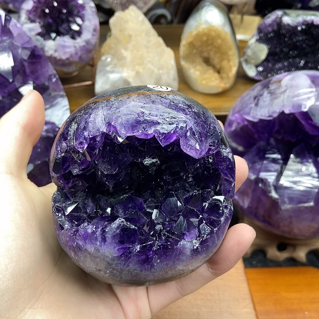 紫晶大型摆件（非配饰）未镶嵌