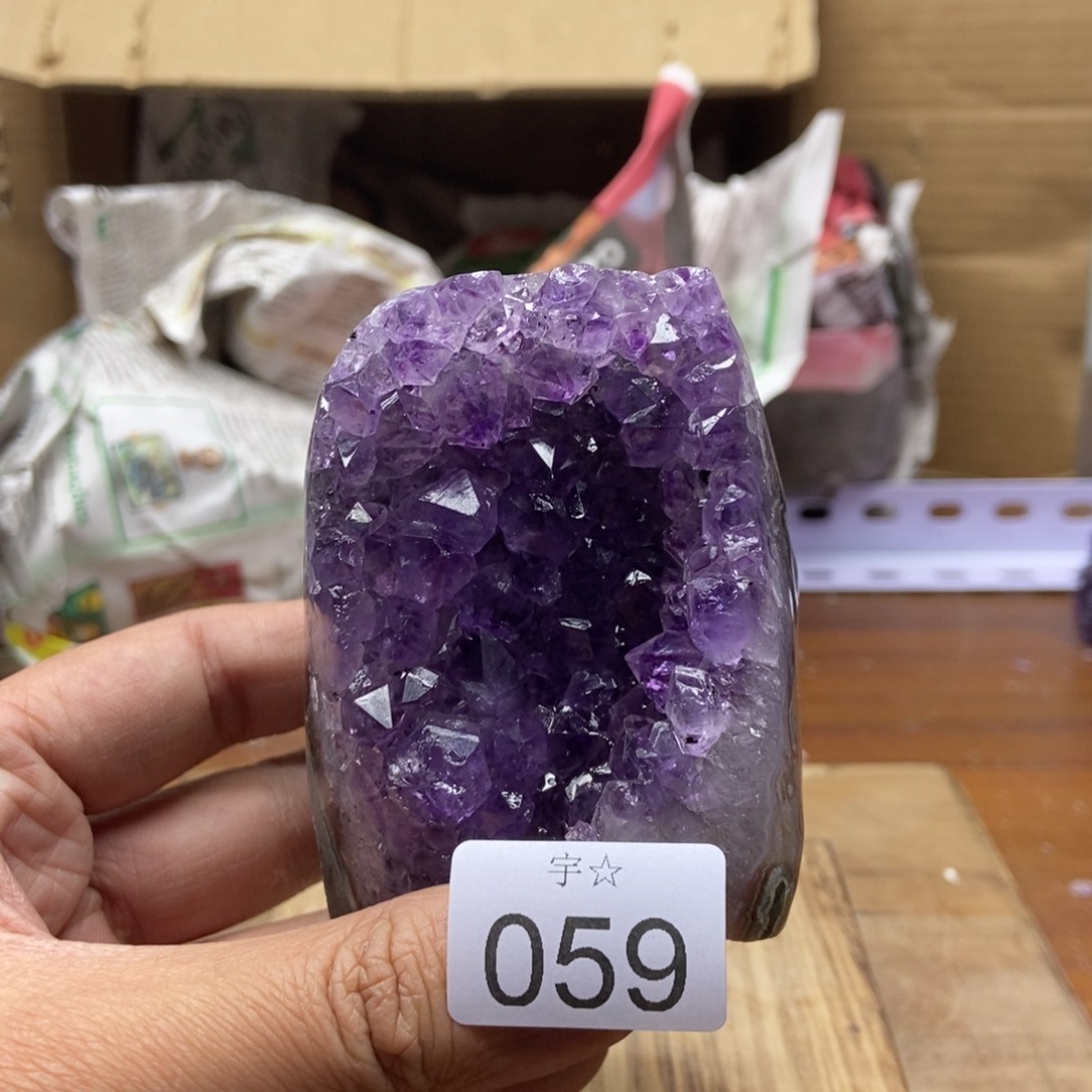 紫晶大型摆件（非配饰）未镶嵌