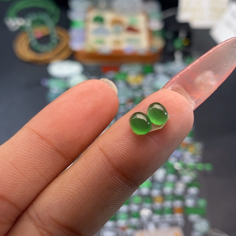 【闪购商品】翡翠挂件未镶嵌蛋