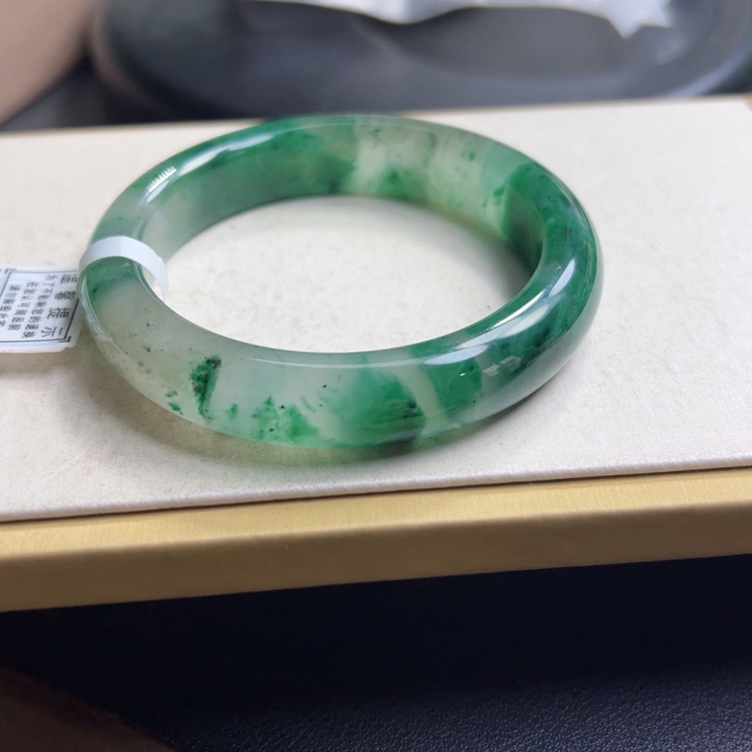 石英质玉手镯未镶嵌299