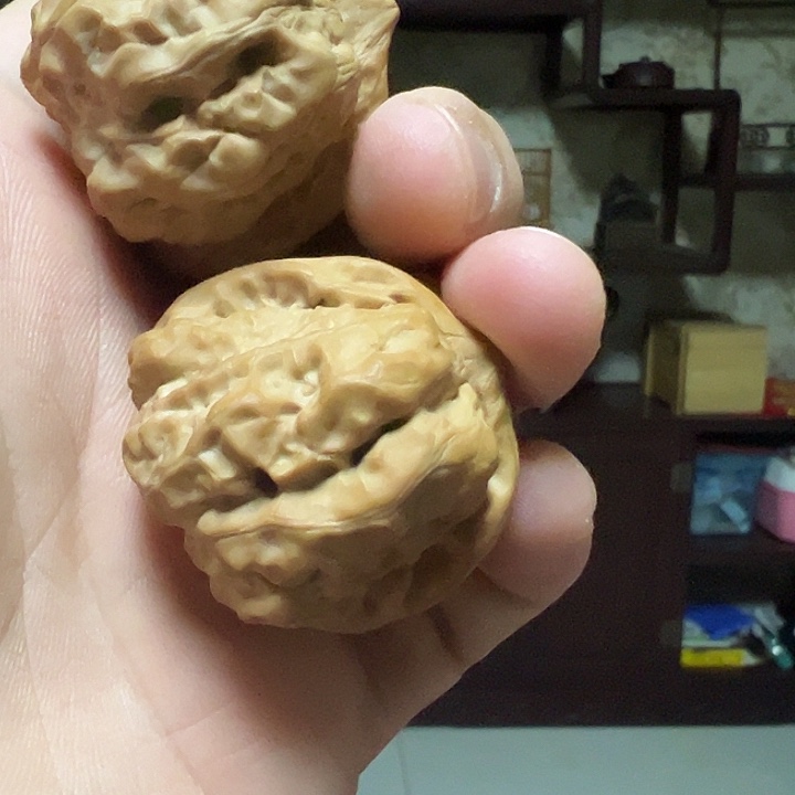 文玩核桃吊坠全品 没修 红皮 蛤蟆头