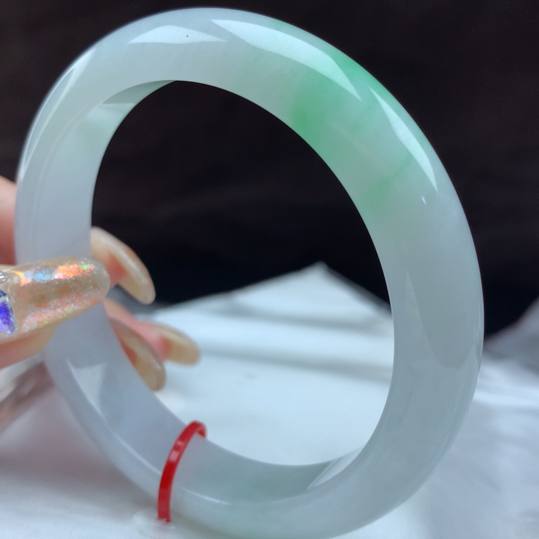 翡翠手镯未镶嵌431622，