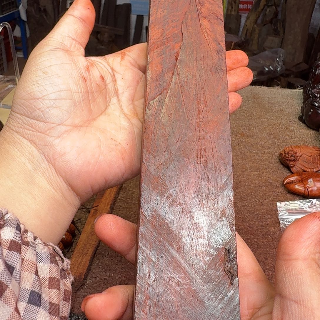 用***3檀香紫檀（小叶紫檀）手串定制加工镇尺