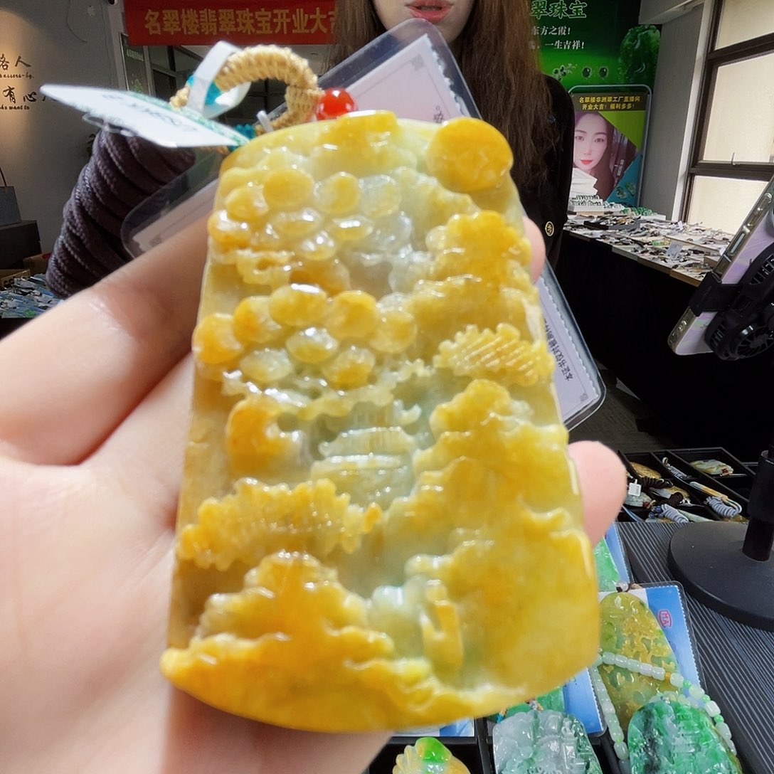 颈饰未镶嵌翡翠翡翠