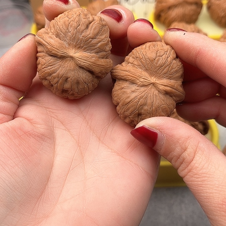 文玩核桃把件贝*元宝修41