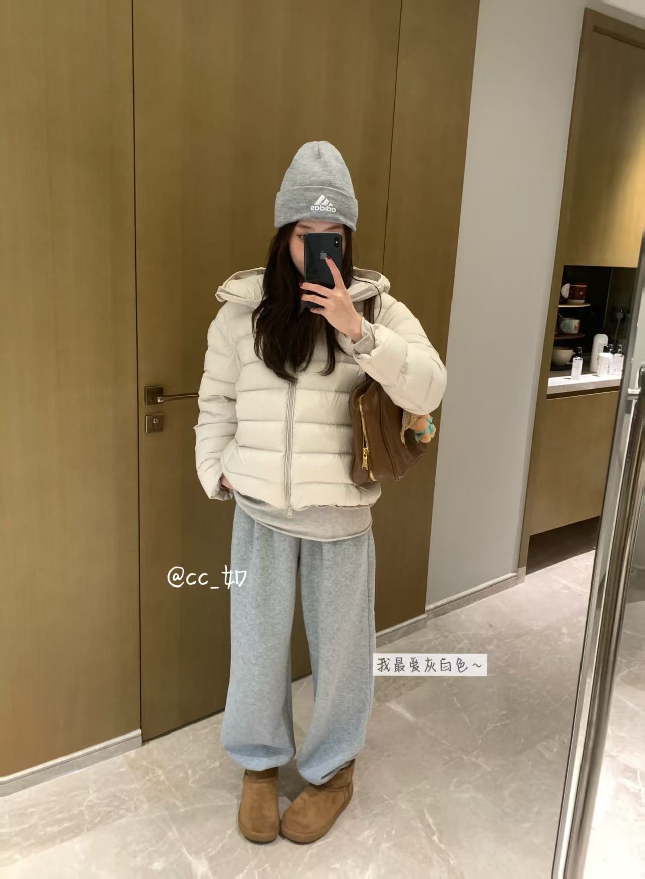 【90%安心绒带溯源码】2025冬季新款连帽排骨羽绒服宽松休闲显瘦