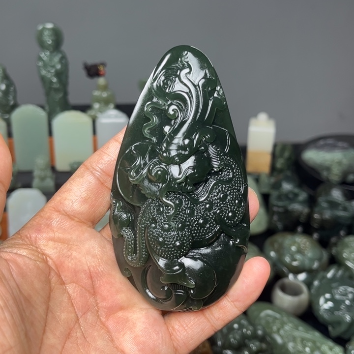 ꧔****和田玉未镶嵌挂件