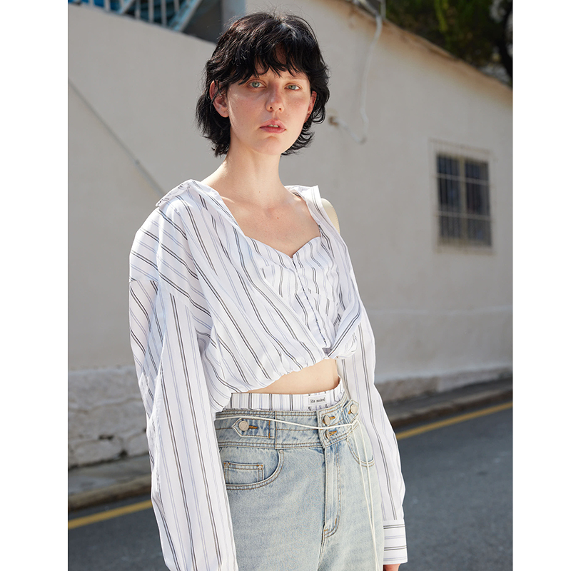 【商场同款】夏季新款宽松撞色条纹截短款衬衫女MGBN3331