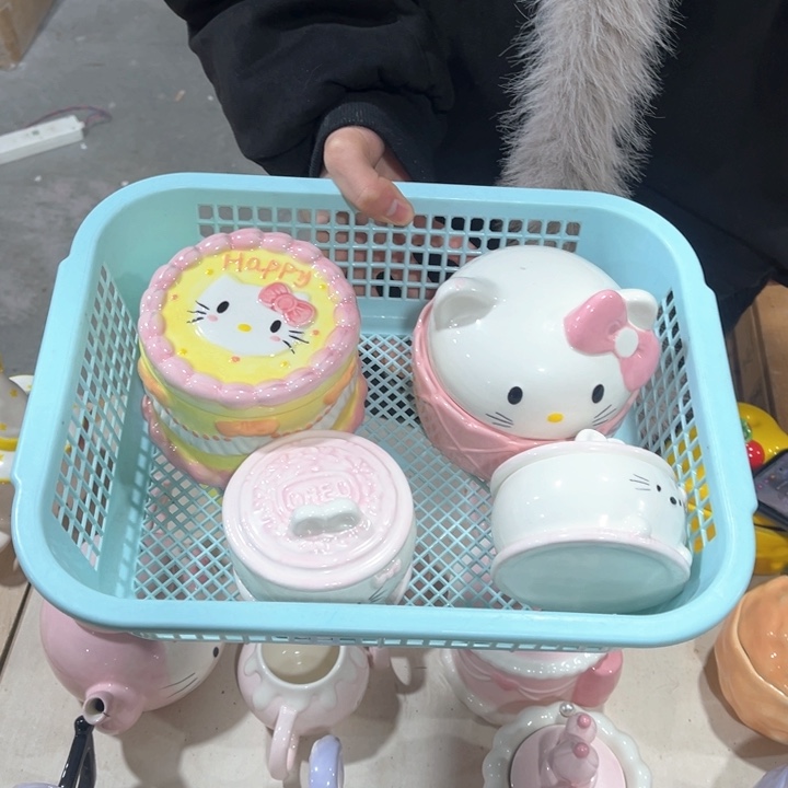 紫砂茶叶罐这么多人