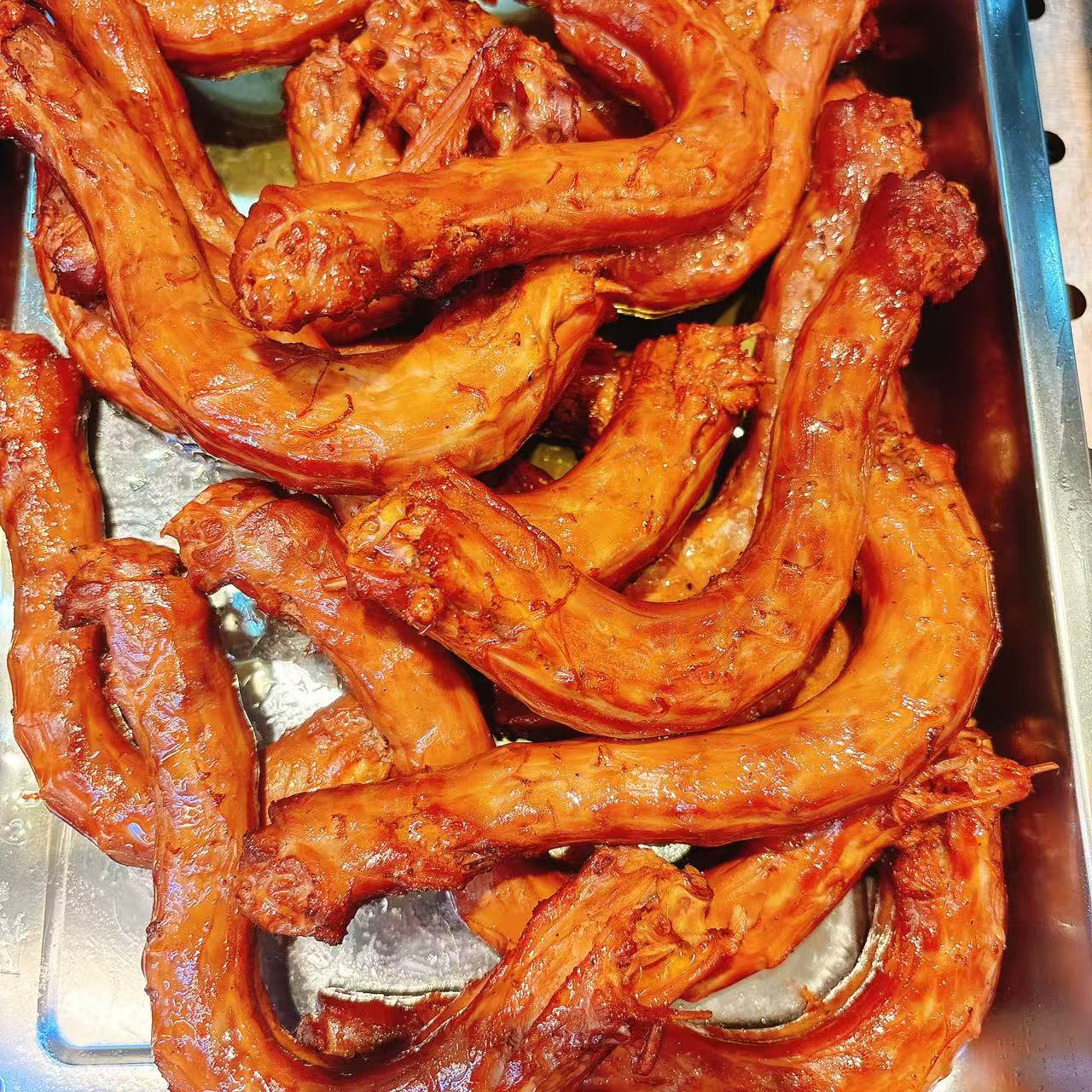 香辣鸭货（25g左右）1个零食