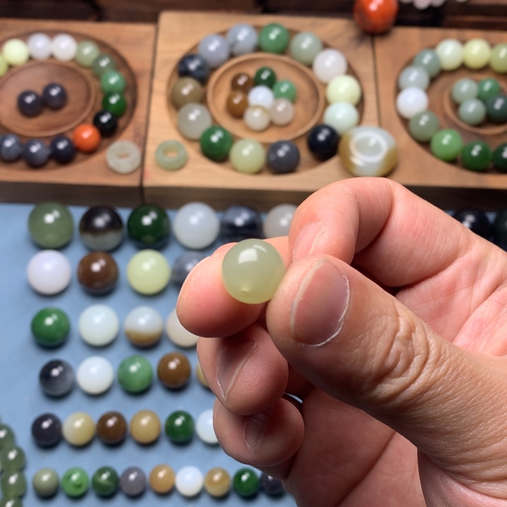 和田玉卡12单珠未镶嵌1****-