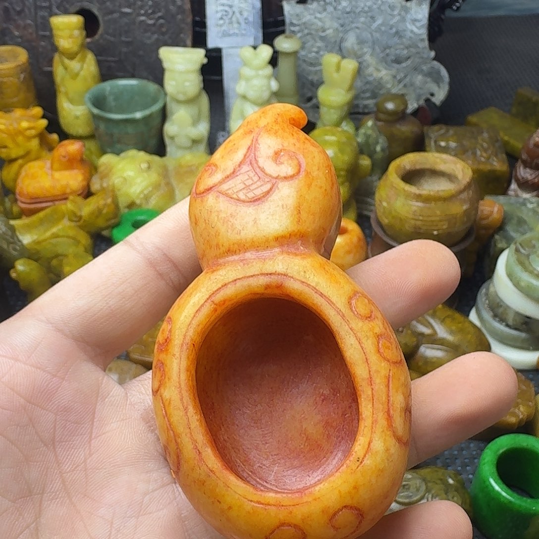 白玉菩提吊坠。。。