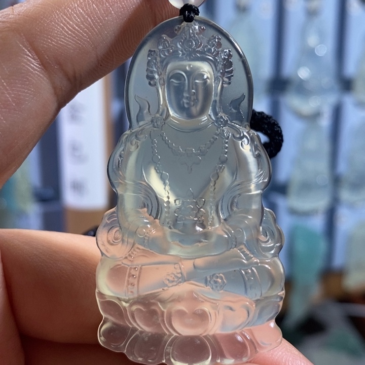 岫玉未镶嵌颈饰吊坠