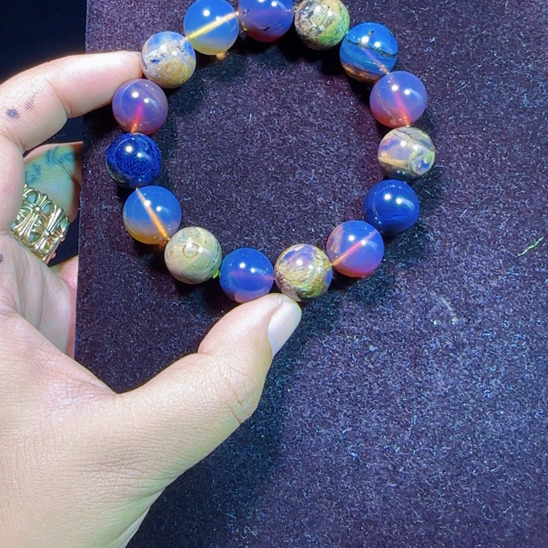 未镶嵌琥珀裸石琥珀