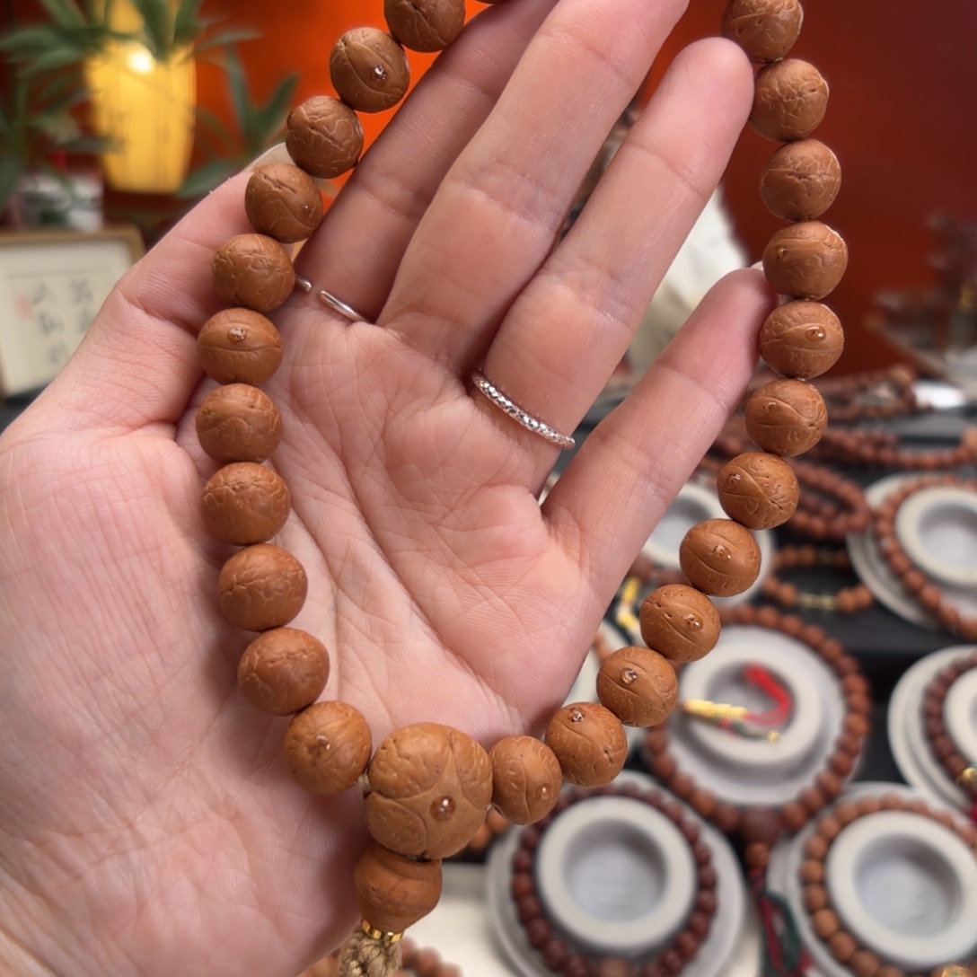 凤眼菩提吊坠12.5毫米手持27颗