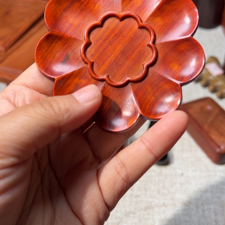 牛牛角紫檀花盘子