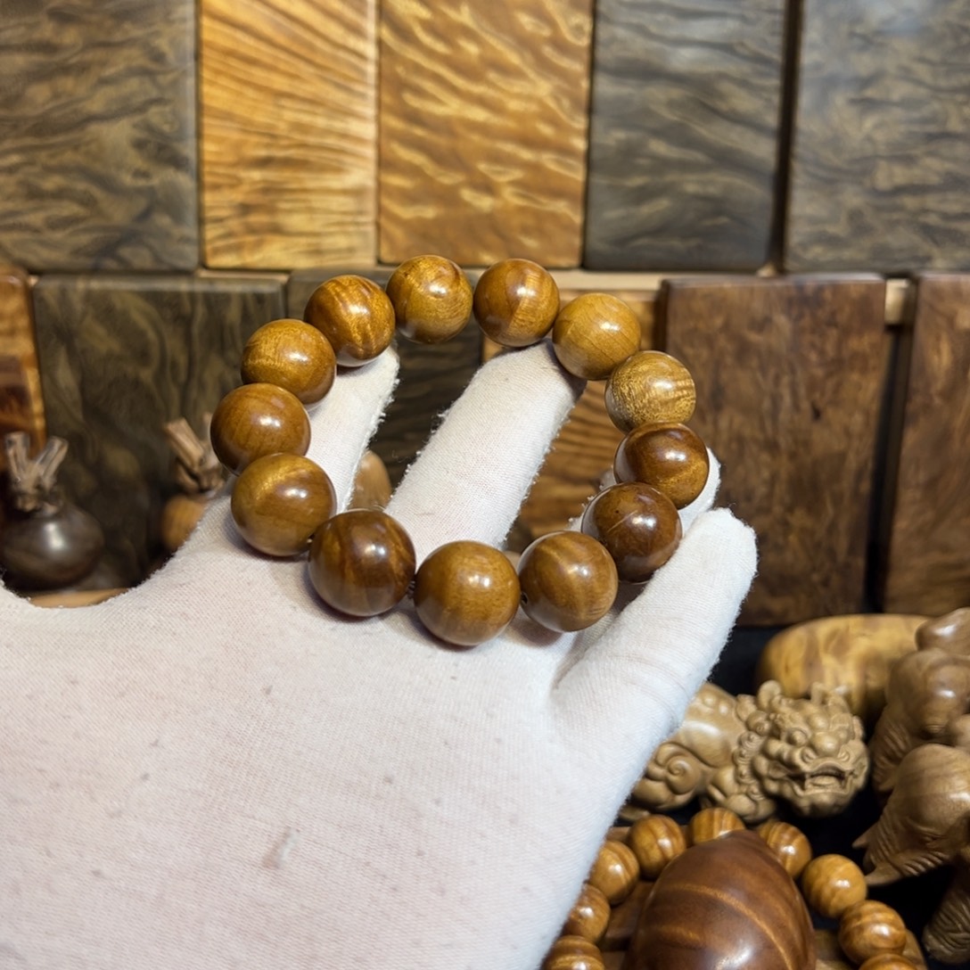 大***！金丝楠小叶桢楠1.8手串