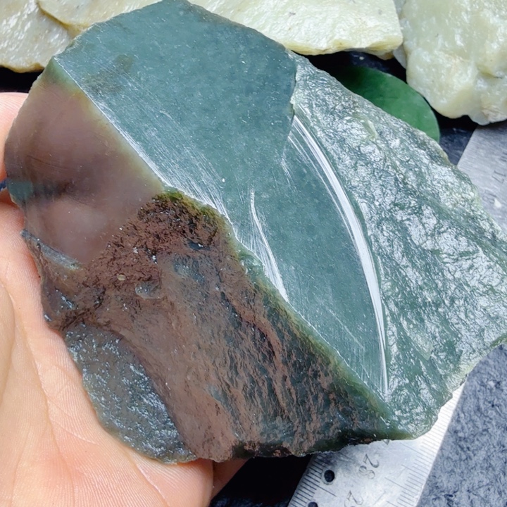 和田玉（糖玉）未镶嵌珠宝奇石