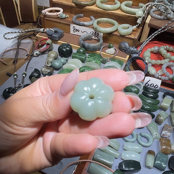 挂件未镶嵌定制和田玉和田子料青白玉瓜珠，请拍4单