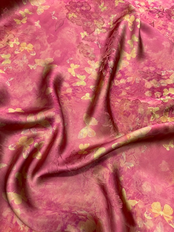 红粉蝶舞 香云纱大王缎提花重缎 国风旗袍服装面料