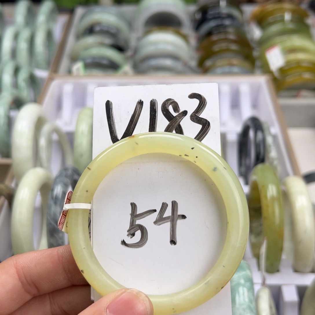 岫玉手镯未镶嵌天然岫玉微瑕