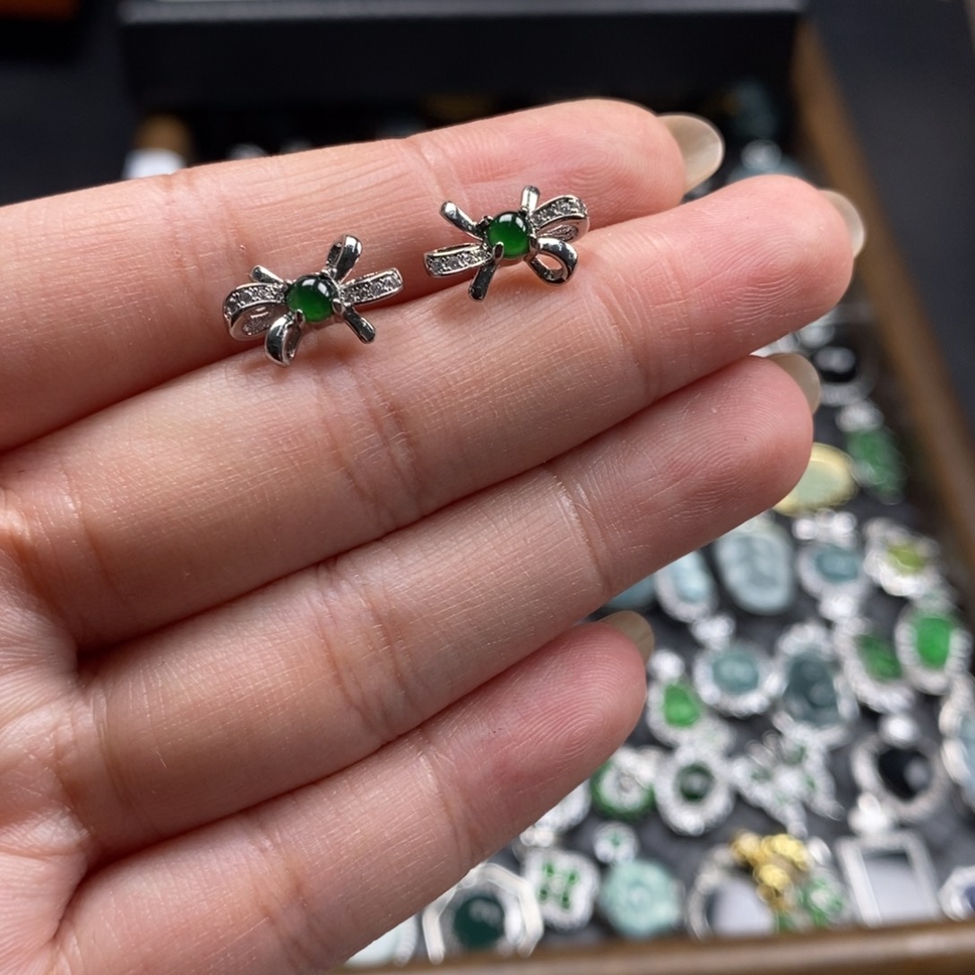 未镶嵌挂件翡翠翡翠