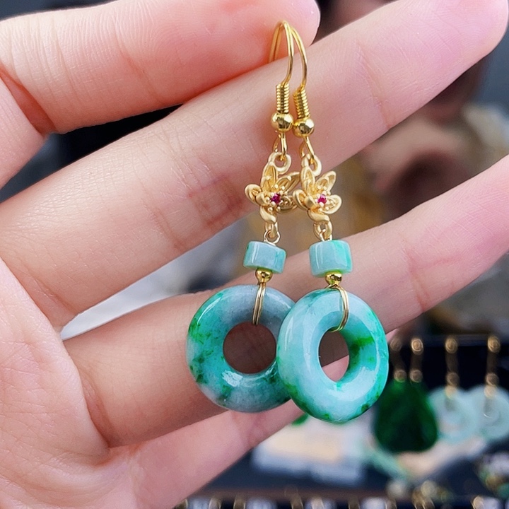 翡翠耳饰未镶嵌饰品