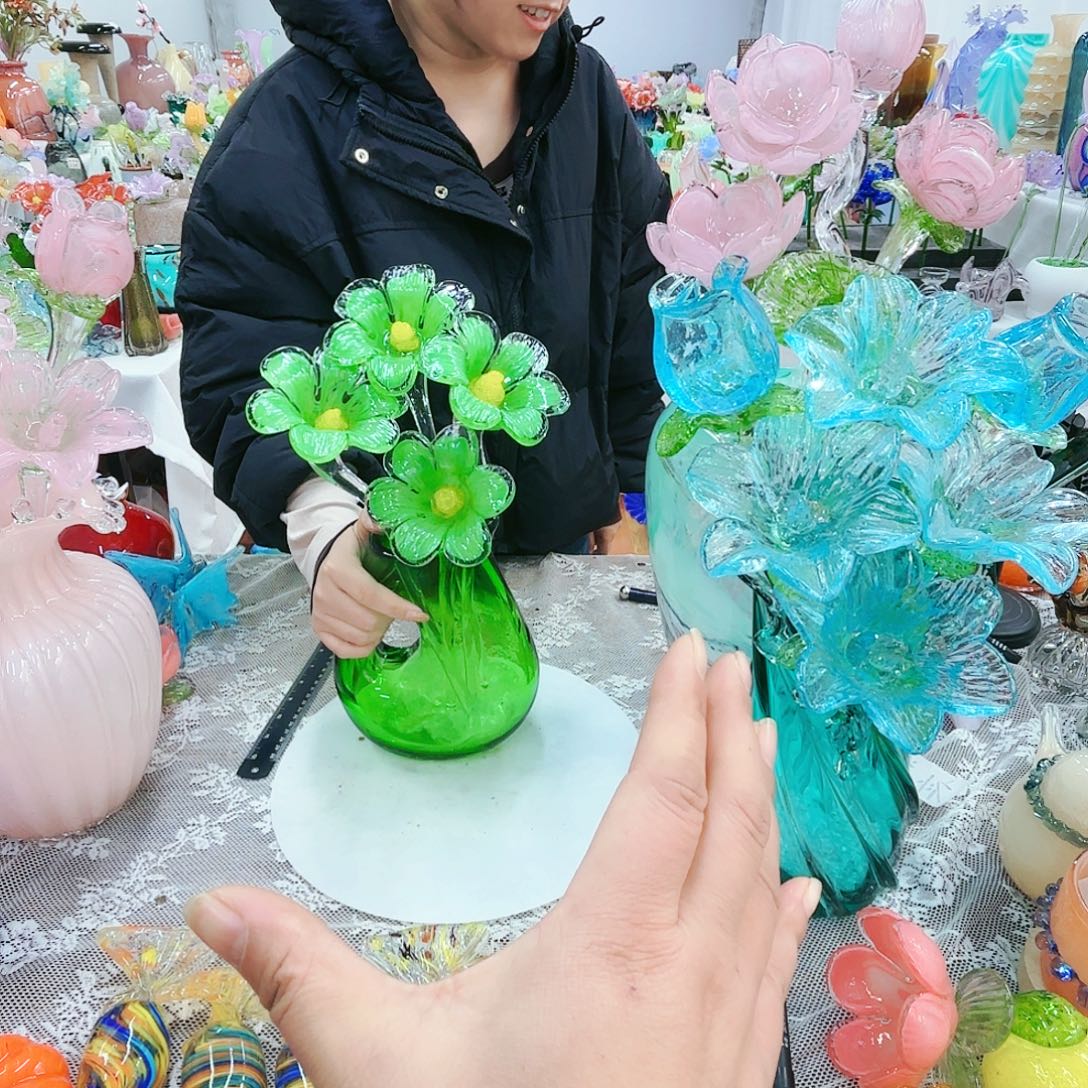 福利不退不换琉璃花瓶艺术品
