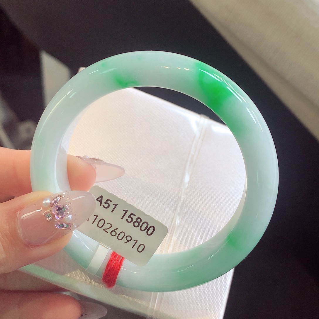 翡翠手镯未镶嵌41翡翠手镯99