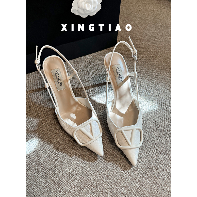 羊皮版~绝美2025年新款香槟色V扣不累脚高跟鞋女尖头百搭气质凉鞋