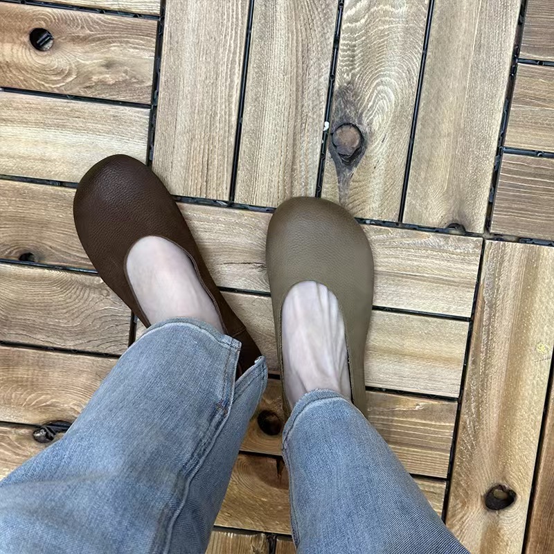 新款牛皮妈妈鞋厚底浅口单鞋里外皮一脚蹬平底休闲大码奶奶鞋