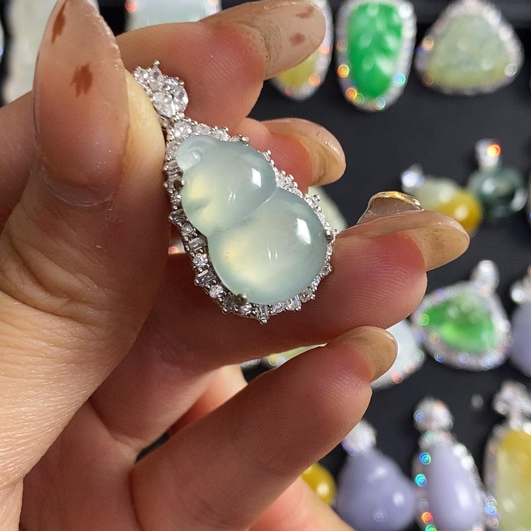 翡翠银S925镶嵌颈饰天然翡翠