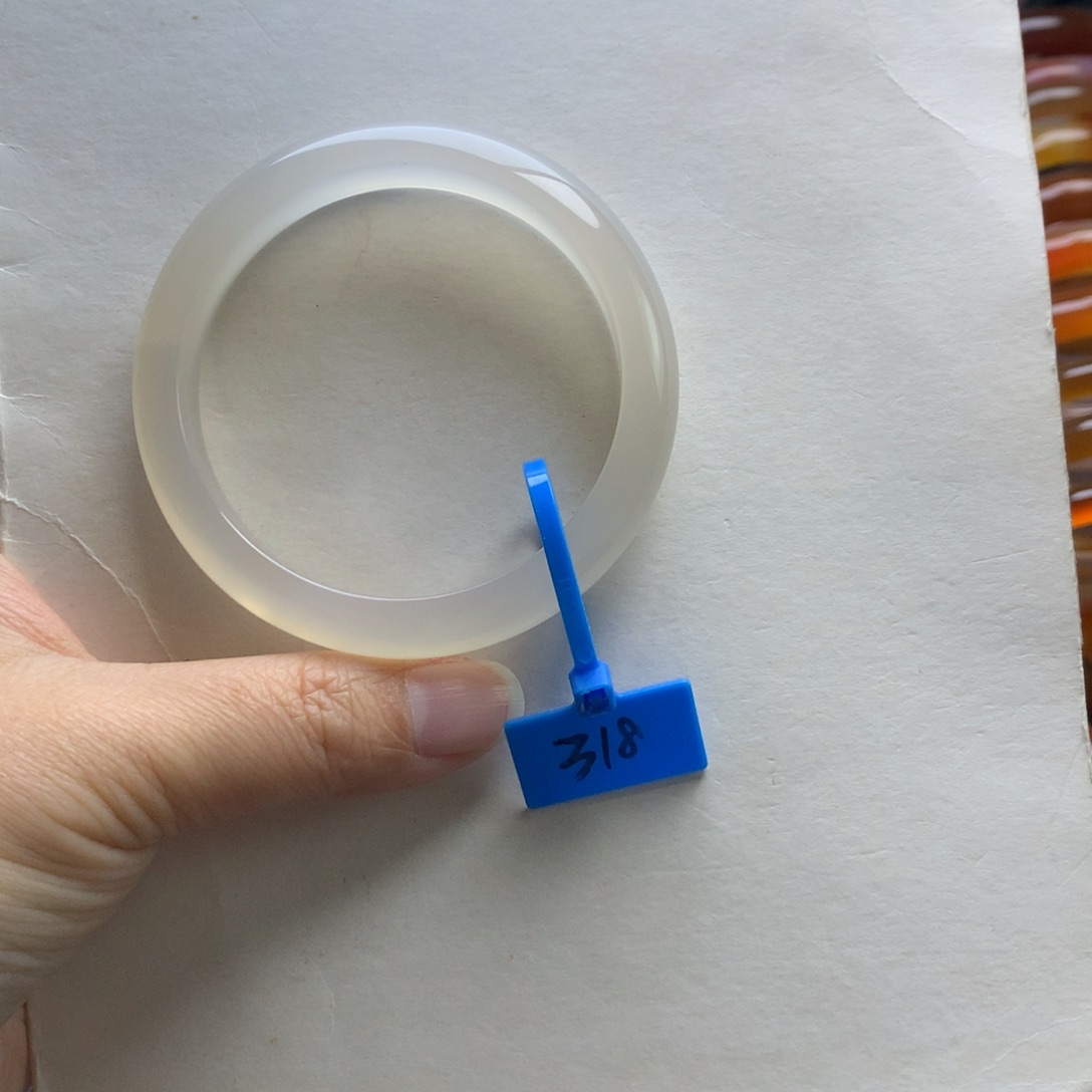 玛瑙/玉髓手镯未镶嵌7*57