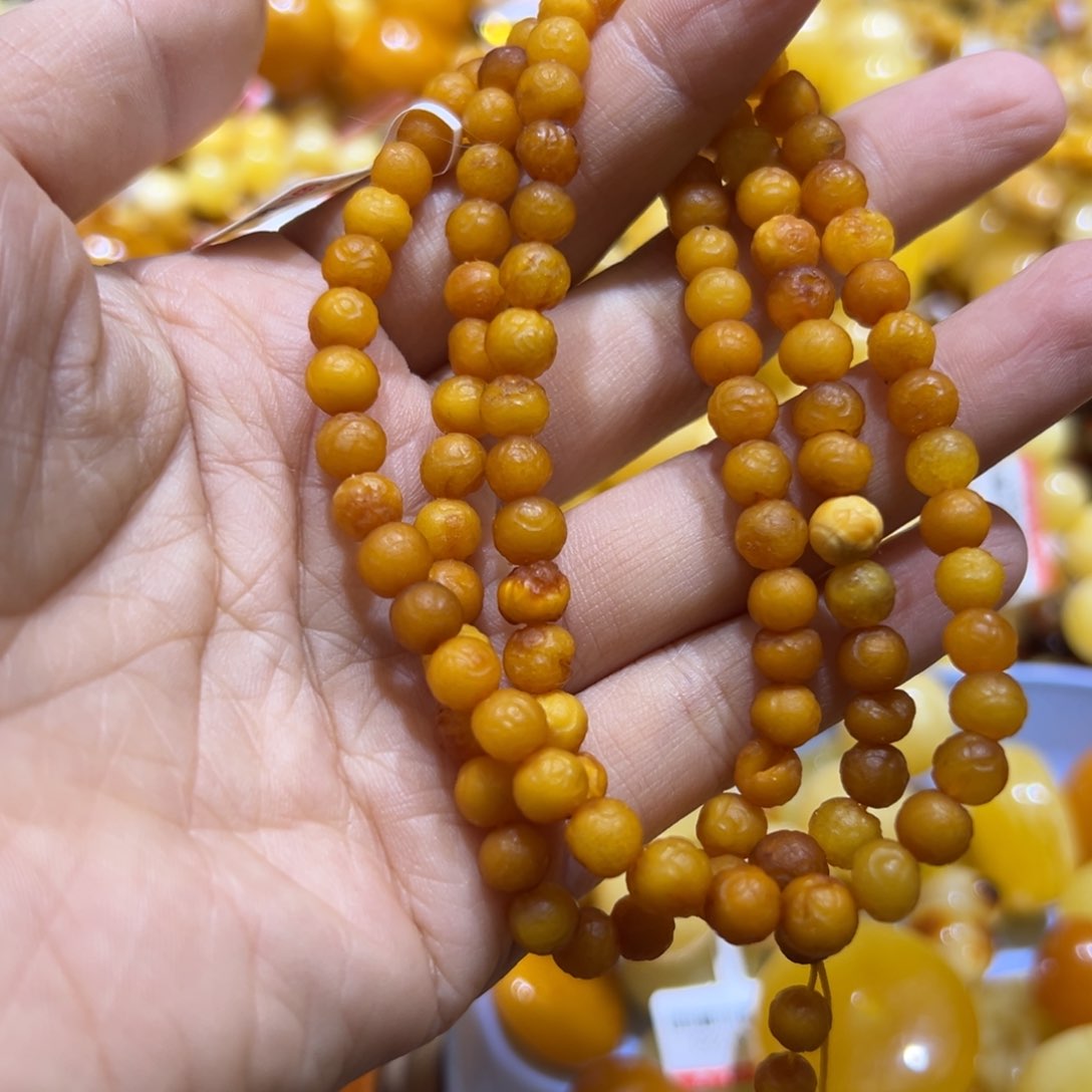 琥珀珠宝奇石未镶嵌