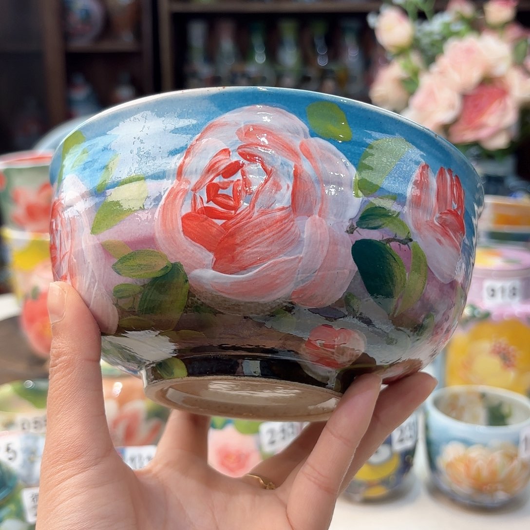 瓷片兔兔好de k l k l k lv tu tu