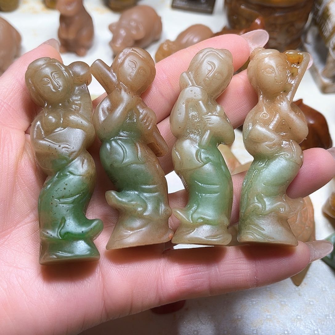 白玉菩提吊坠白玉菩提吊坠