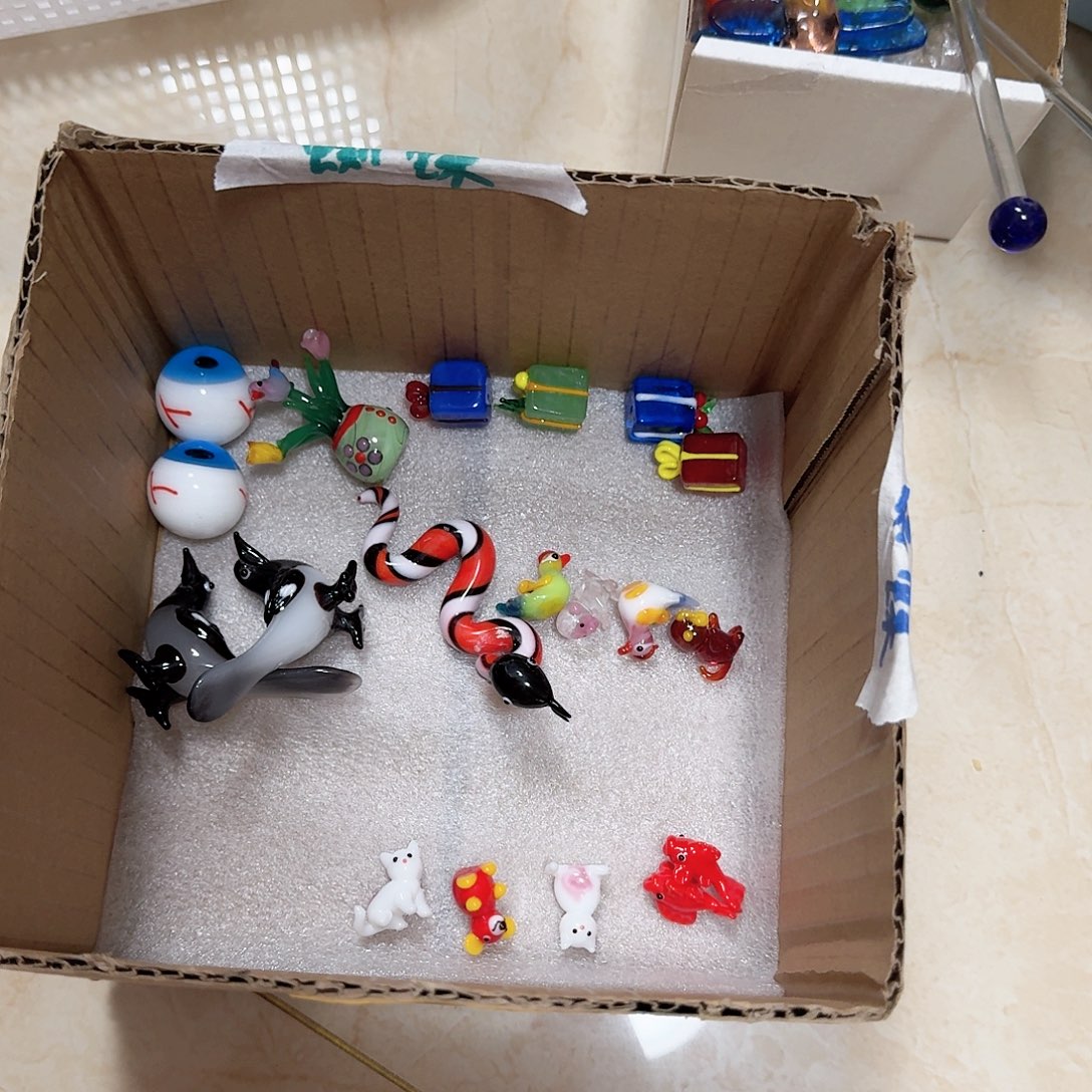 琉璃手工艺品蜘**了摆件