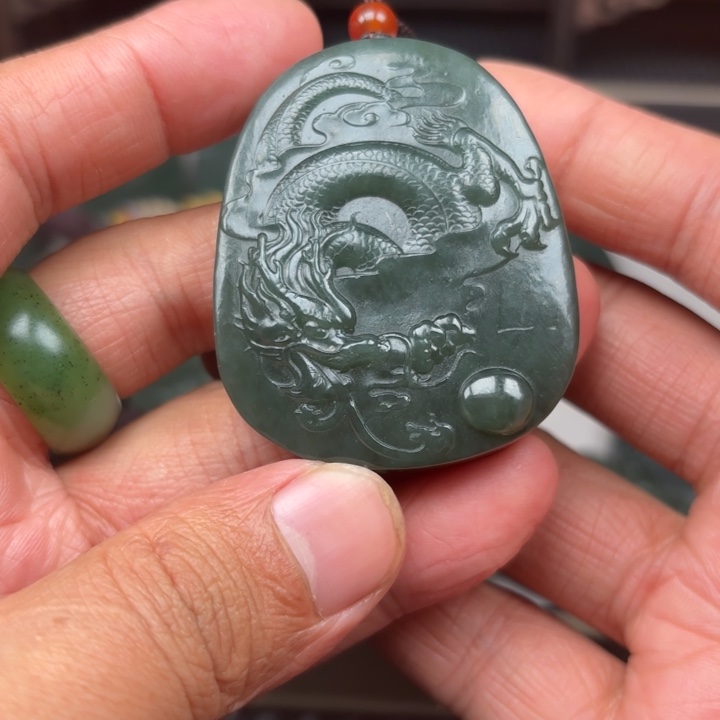 和田玉吊坠未镶嵌