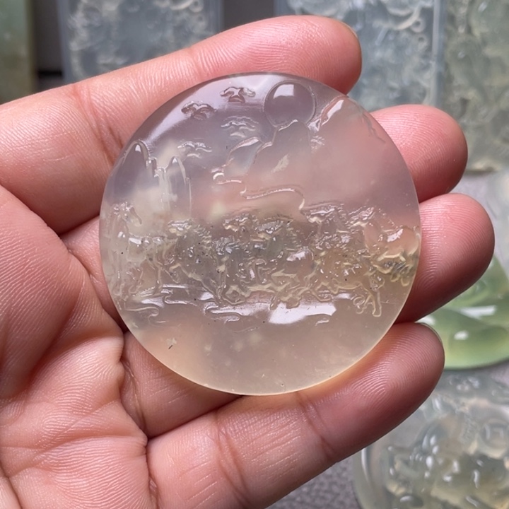 岫玉未镶嵌吊坠(赠链)
