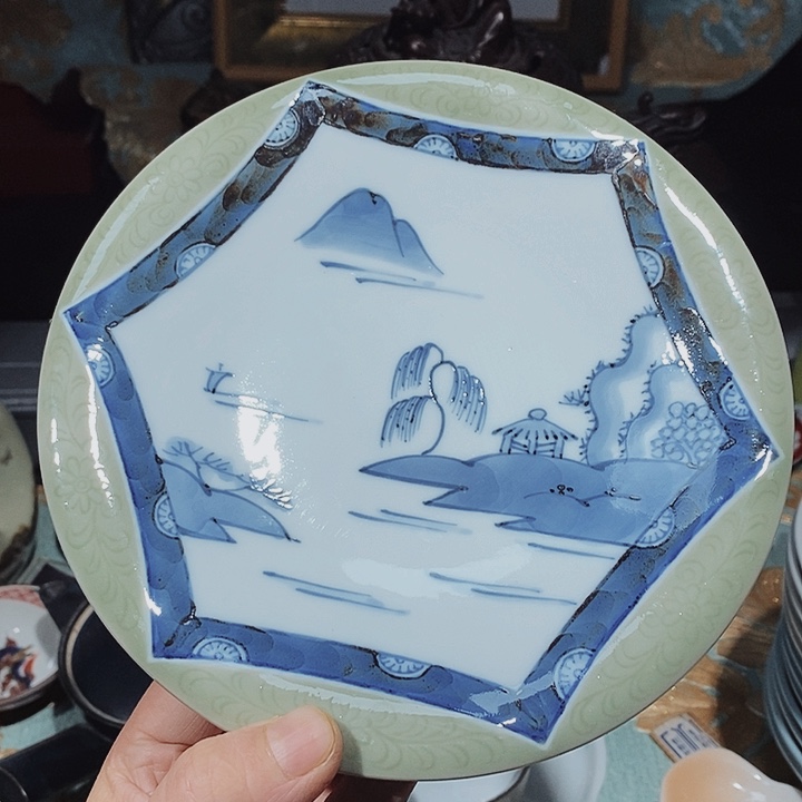 瓷片新年快乐。万事如意