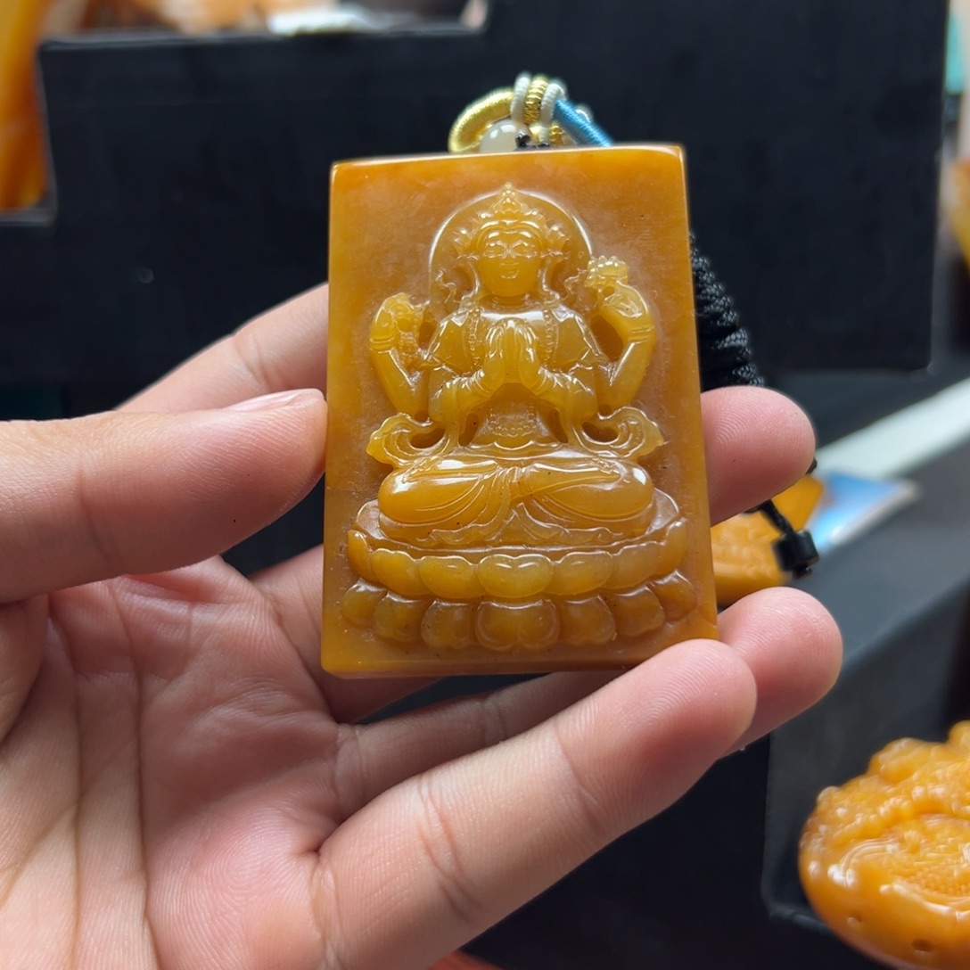 石英质玉（黄龙玉）未镶嵌hly