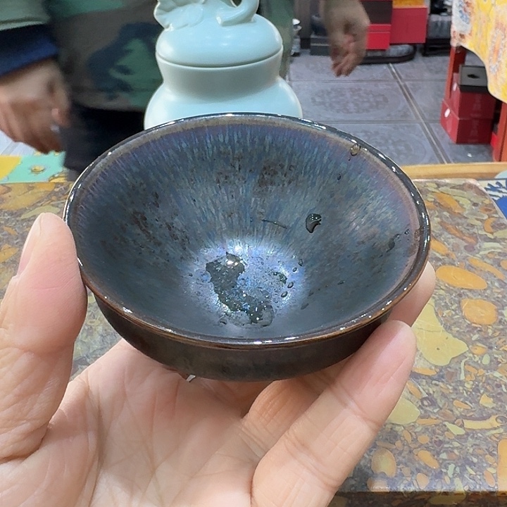 柴烧盏杯一个，瓷。。。品茗