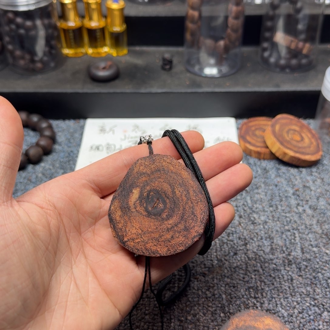 藤类03降真香随行牌子