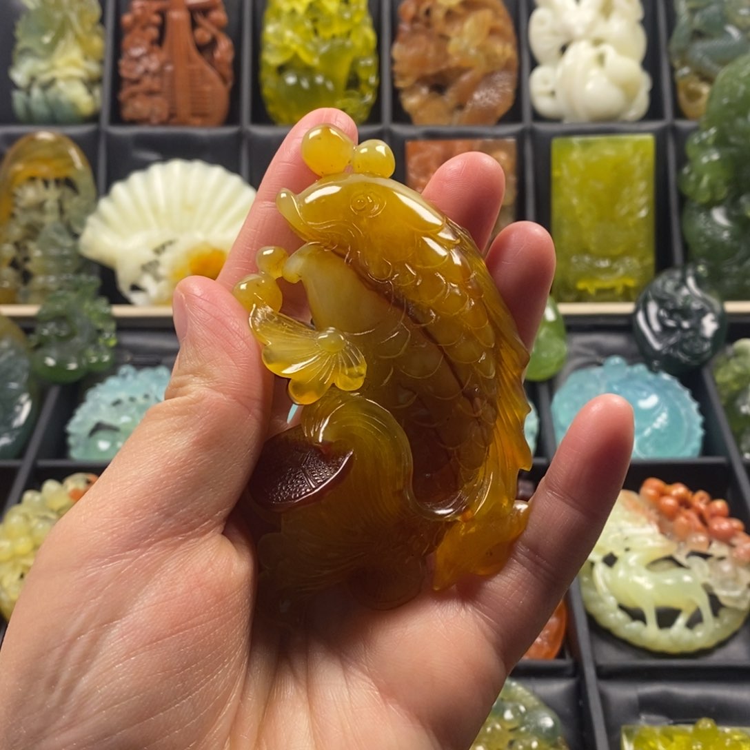 蛇纹石玉合金颈饰