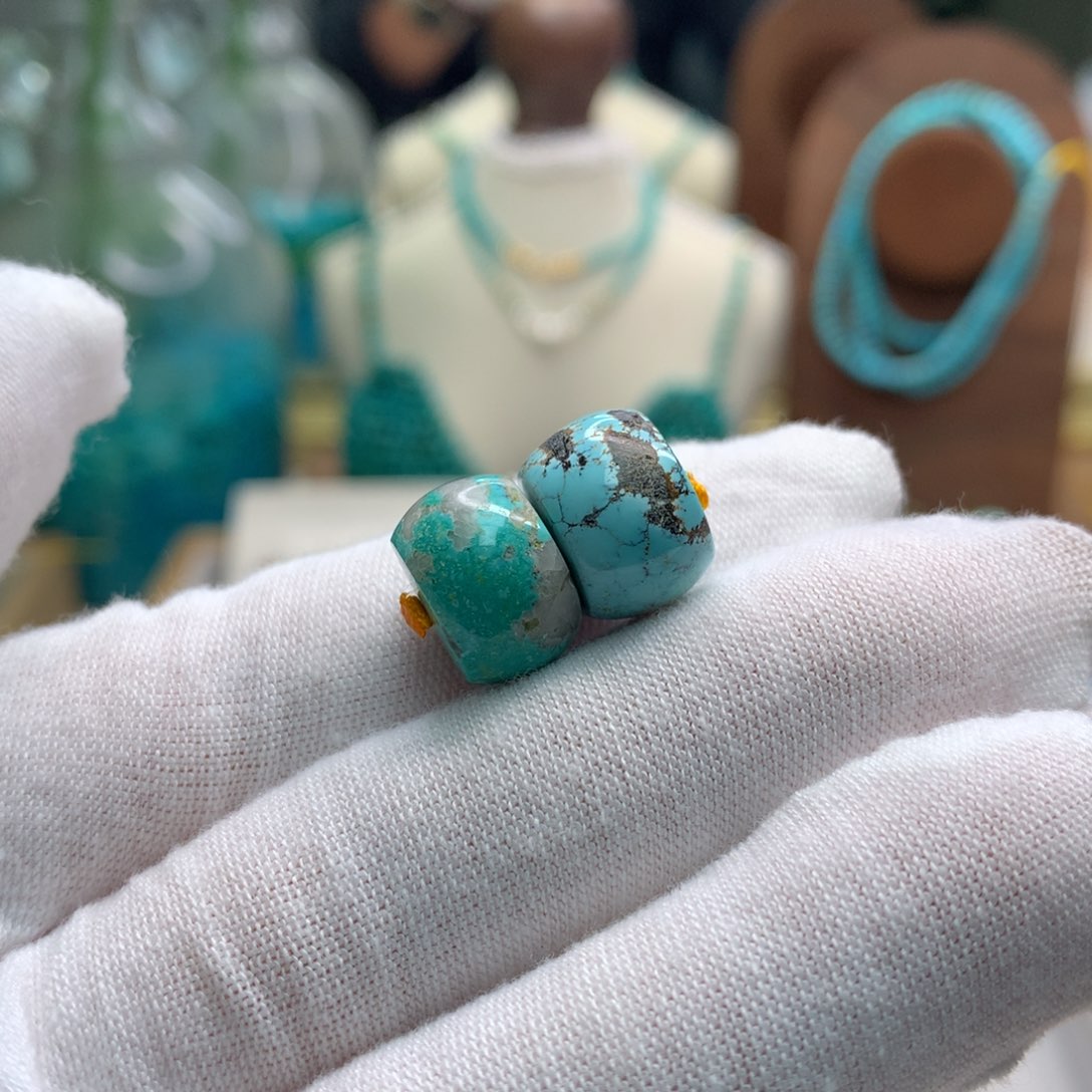 绿松石未镶嵌饰品